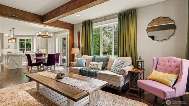 15419 241st Street SE, Woodinville, WA 98296