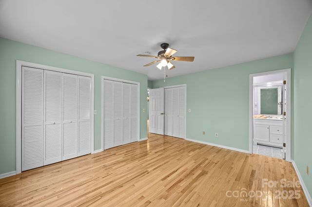 125 Exeter Court, Hendersonville, NC 28791