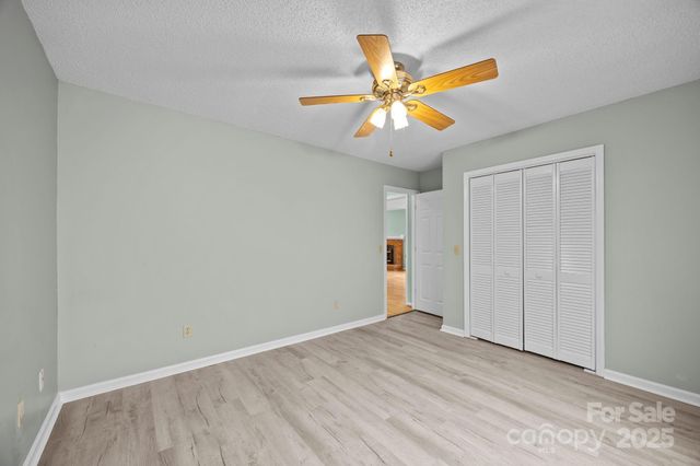 125 Exeter Court, Hendersonville, NC 28791