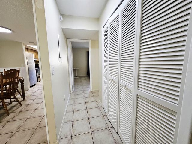 14468 REUTER STRASSE CIRCLE 503, Tampa, FL 33613