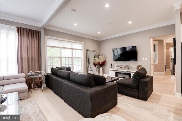 13137 CLARKSBURG SQUARE RD, Clarksburg, MD 20871