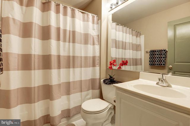 13137 CLARKSBURG SQUARE RD, Clarksburg, MD 20871