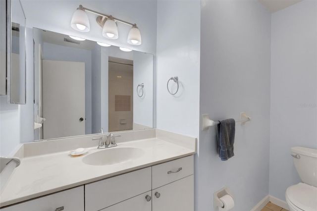 4574 MOHICAN 151, Sarasota, FL 34233