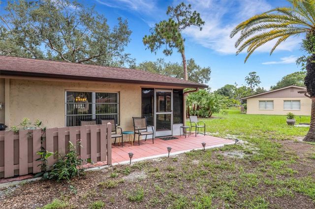 4574 MOHICAN 151, Sarasota, FL 34233