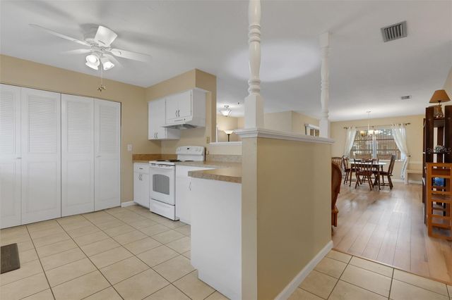 4574 MOHICAN 151, Sarasota, FL 34233