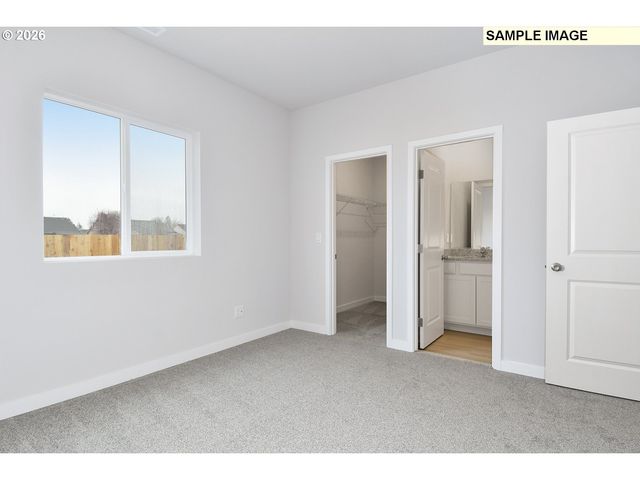 1339 OWL Ave, Woodburn, OR 97071