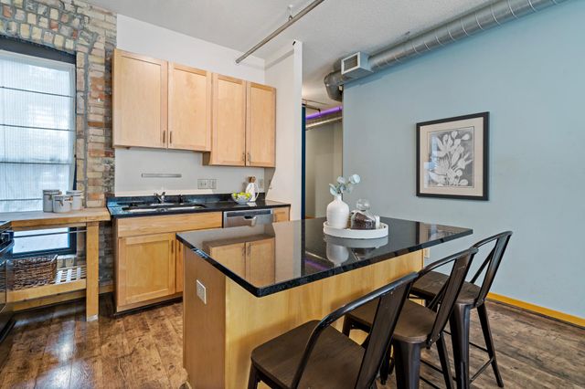 519 S 9th Street S 1, Minneapolis, MN 55404