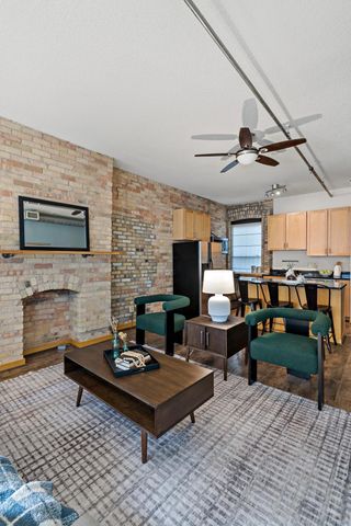 519 S 9th Street S 1, Minneapolis, MN 55404