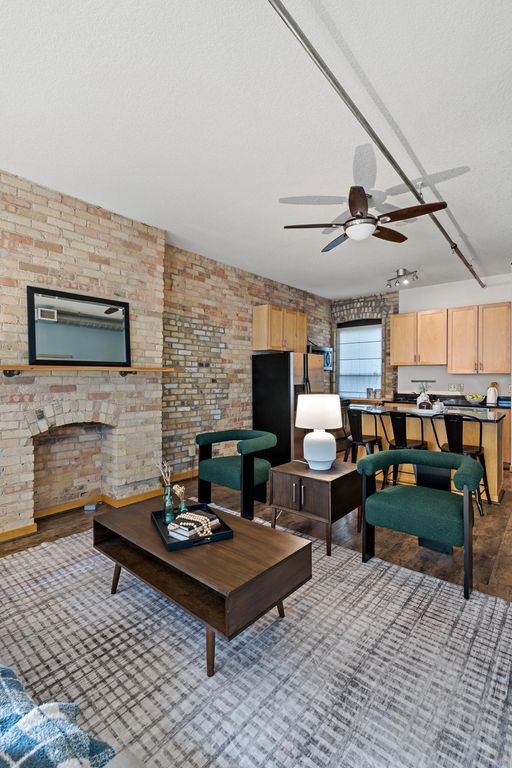 519 S 9th Street S 1, Minneapolis, MN 55404 — photo 4