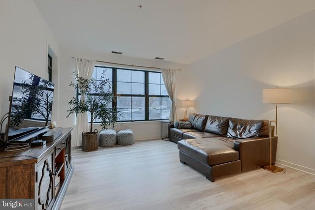 3201 SAINT PAUL ST #210, Baltimore, MD 21218