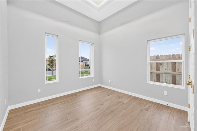 8012 N 39th Street, Mcallen, TX 78504