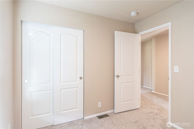 32 N Victory Avenue, Port Townsend, WA 98368