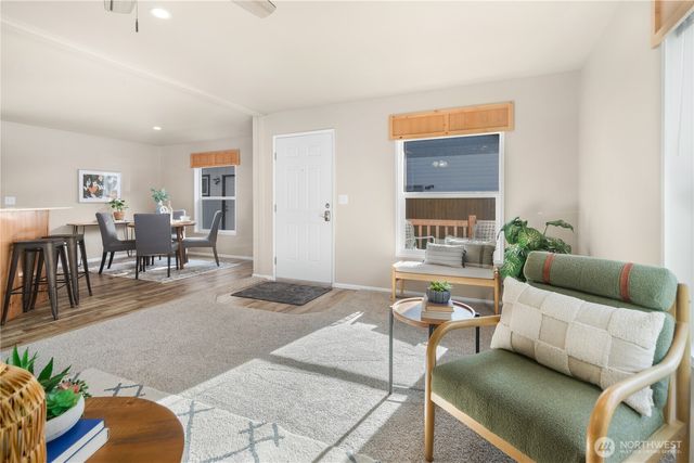 32 N Victory Avenue, Port Townsend, WA 98368