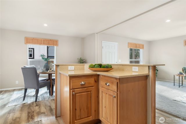 32 N Victory Avenue, Port Townsend, WA 98368