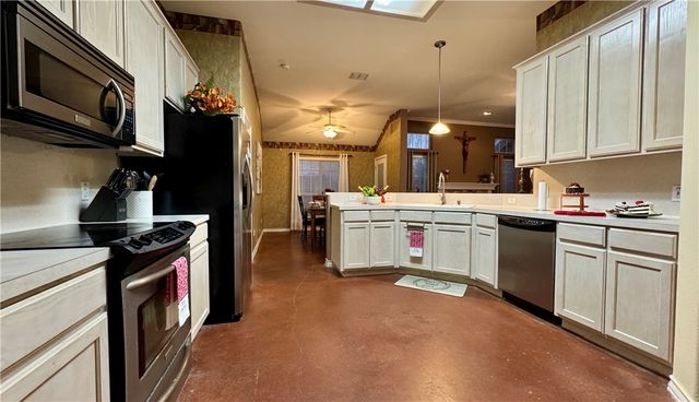 5906 Lindenwood Dr, Corpus Christi, TX 78414