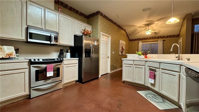 5906 Lindenwood Dr, Corpus Christi, TX 78414