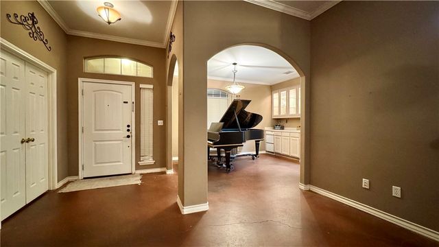 5906 Lindenwood Dr, Corpus Christi, TX 78414