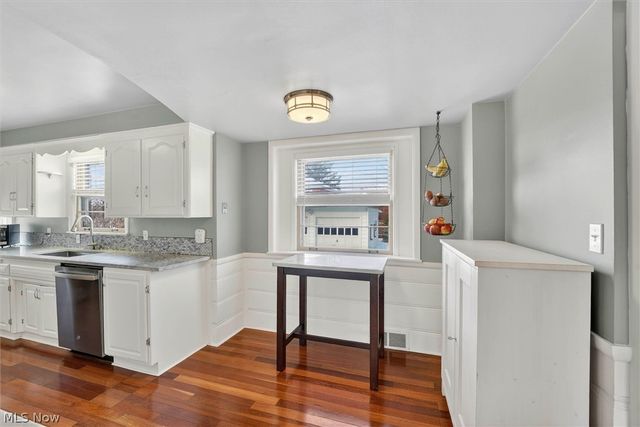 2416 Fenwood Road, University Heights, OH 44118