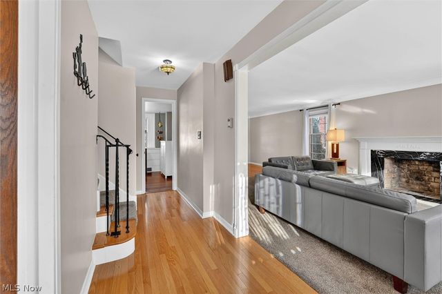 2416 Fenwood Road, University Heights, OH 44118