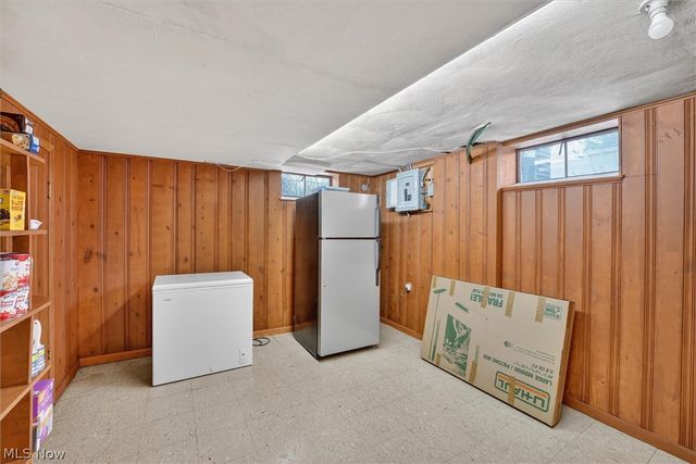 2416 Fenwood Road, University Heights, OH 44118