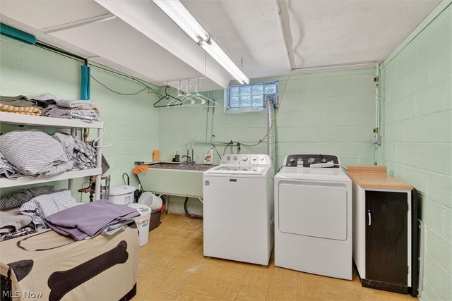 2416 Fenwood Road, University Heights, OH 44118