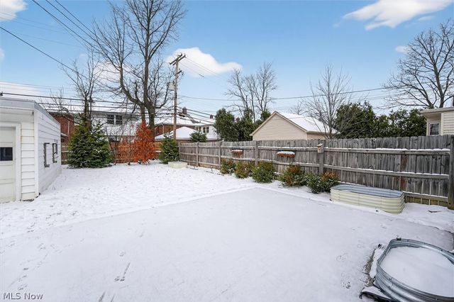 2416 Fenwood Road, University Heights, OH 44118