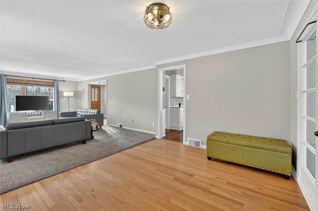 2416 Fenwood Road, University Heights, OH 44118