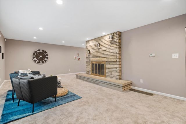 277 S James Road, Columbus, OH 43213