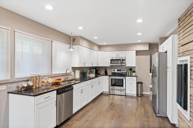 277 S James Road, Columbus, OH 43213