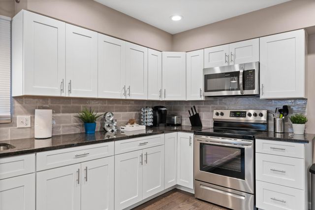 277 S James Road, Columbus, OH 43213