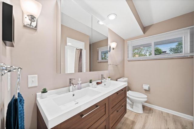 277 S James Road, Columbus, OH 43213