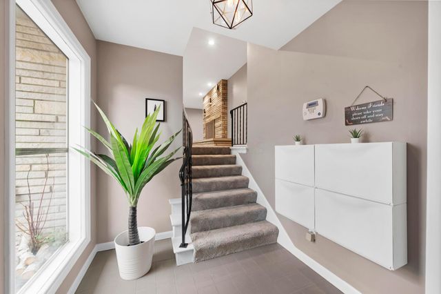 277 S James Road, Columbus, OH 43213