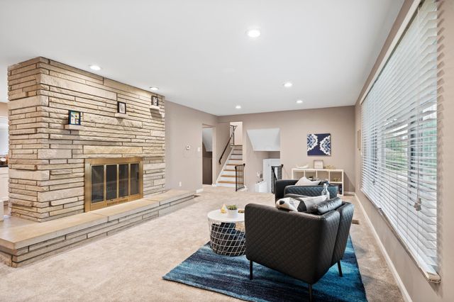 277 S James Road, Columbus, OH 43213
