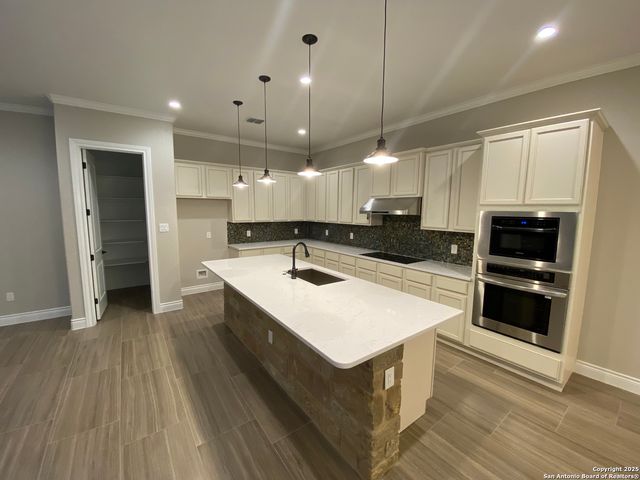 4803 Viewcrest, San Antonio, TX 78217