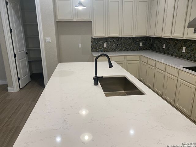 4803 Viewcrest, San Antonio, TX 78217