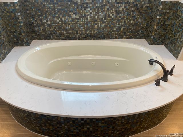 4803 Viewcrest, San Antonio, TX 78217