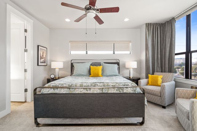 1118 S Adams Street, Fort Worth, TX 76104