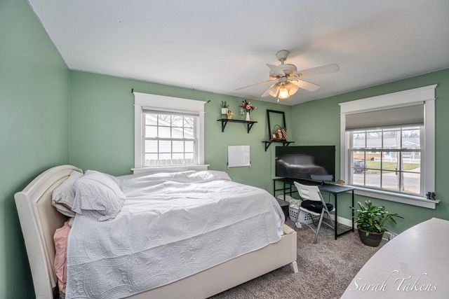 3766 Parkland Avenue SW, Wyoming, MI 49509
