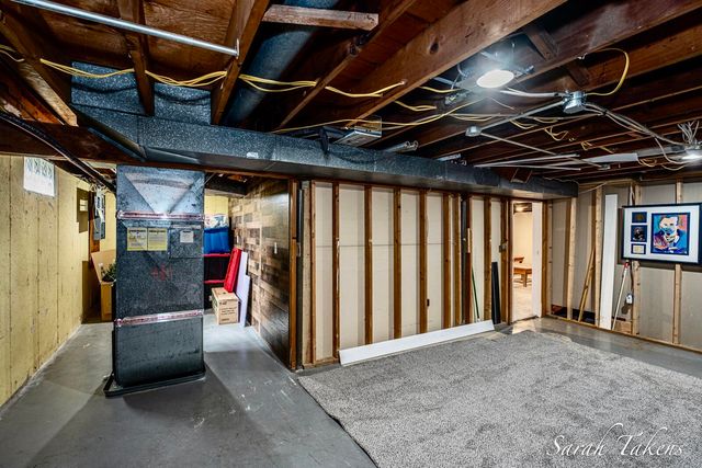 3766 Parkland Avenue SW, Wyoming, MI 49509