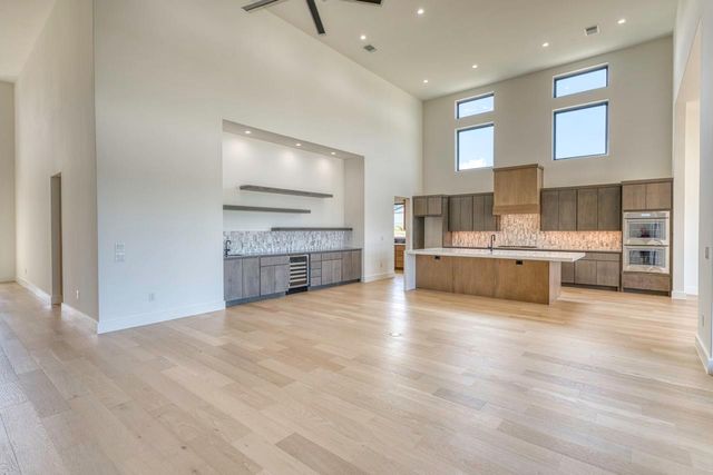 549 Mayapple DR, Horseshoe Bay, TX 78657