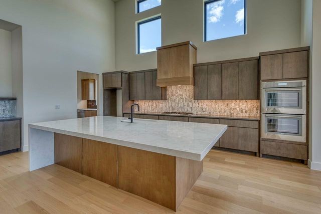 549 Mayapple DR, Horseshoe Bay, TX 78657
