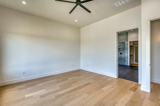 549 Mayapple DR, Horseshoe Bay, TX 78657