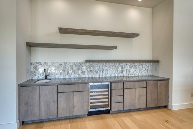 549 Mayapple DR, Horseshoe Bay, TX 78657