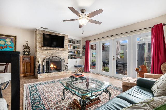 2059 Winrock Boulevard 52, Houston, TX 77057