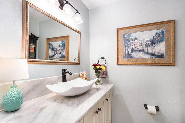2059 Winrock Boulevard 52, Houston, TX 77057