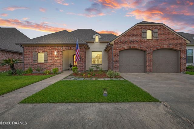 111 Spring View Drive, Youngsville, LA 70592
