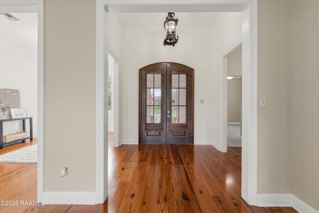 111 Spring View Drive, Youngsville, LA 70592
