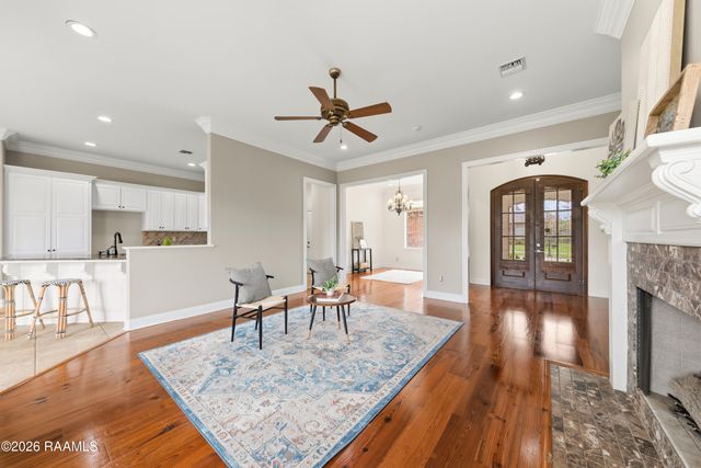 111 Spring View Drive, Youngsville, LA 70592