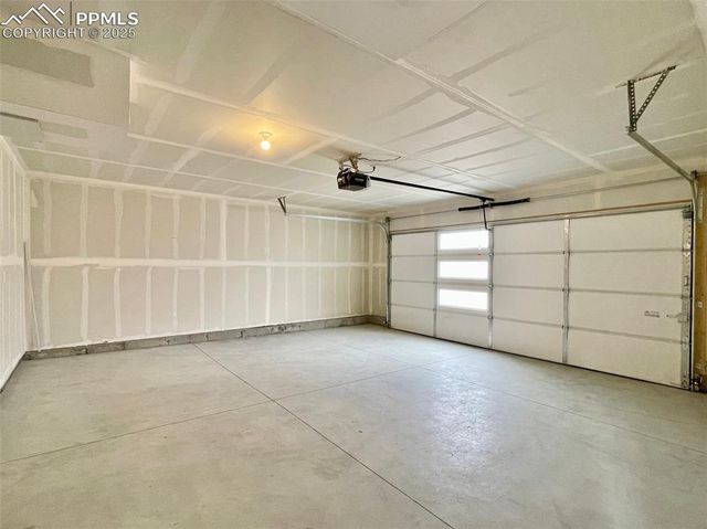 6144 Steele Creek Way, Colorado Springs, CO 80922