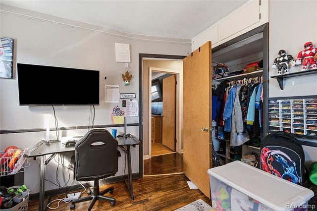 26071 Compson Street, Roseville, MI 48066